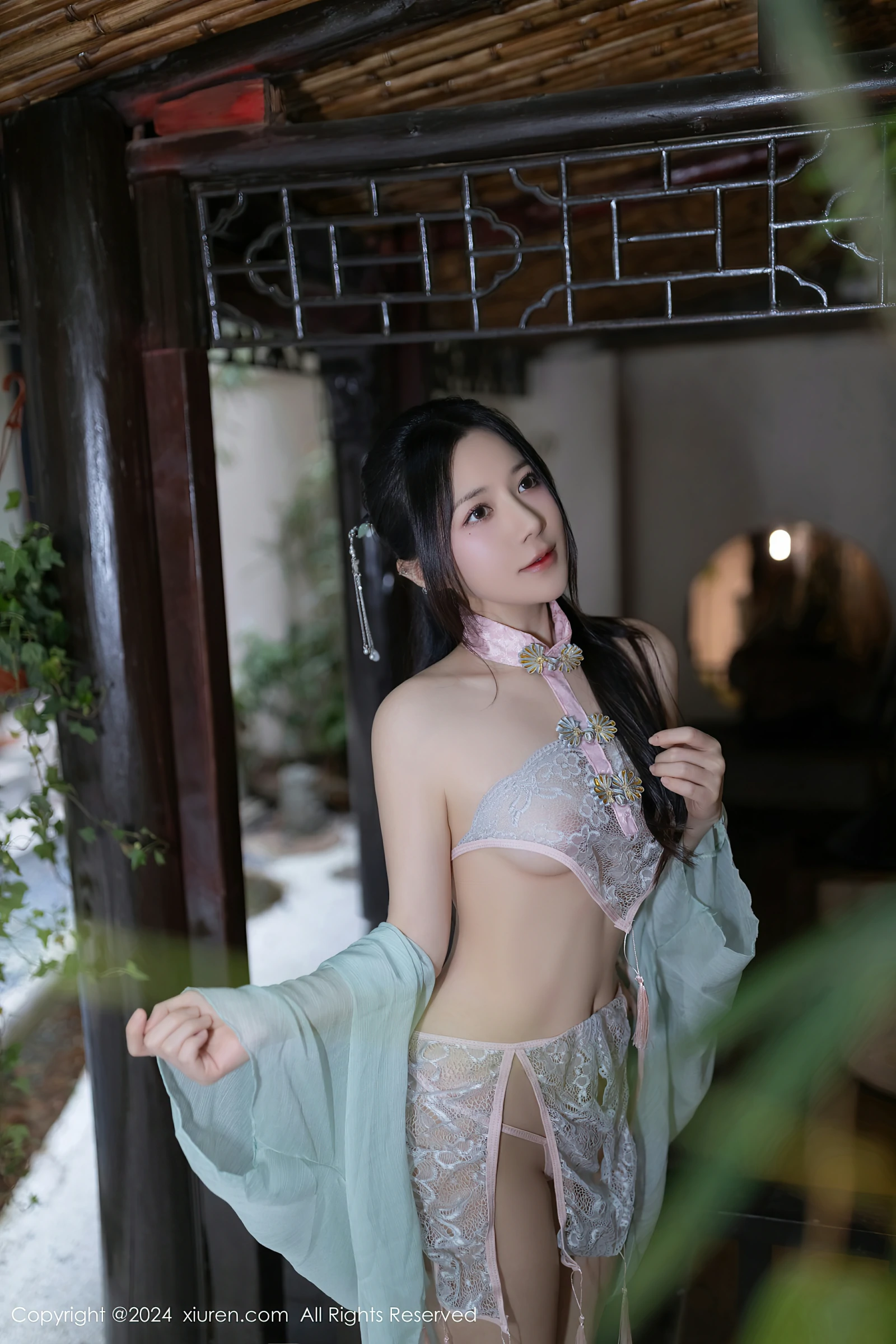 [XiuRen秀人网] 2024.04.19 No.8428 鱼子酱Fish [81+1P]-女神汇